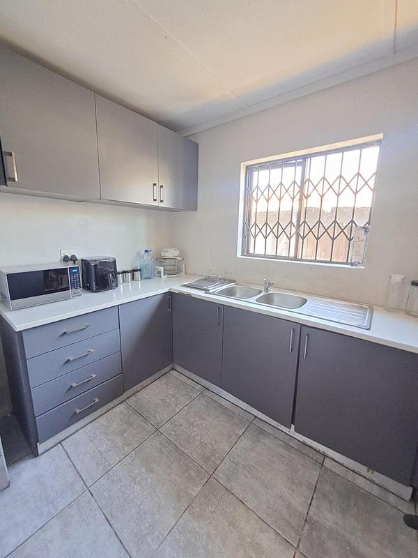 2 Bedroom Property for Sale in Brooklyn Western Cape